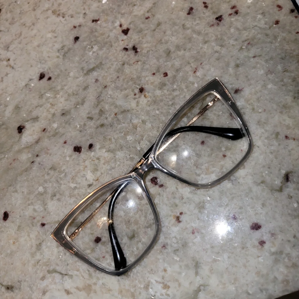 Warby And Parker Stylish Clear Frame Glasses